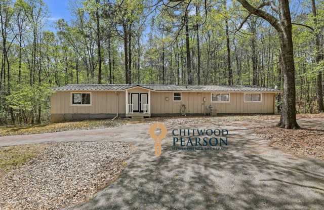 Private Home on 6 acres in Whitewater Schools! - 435 Sherwood Road, Fayette County, GA 30215