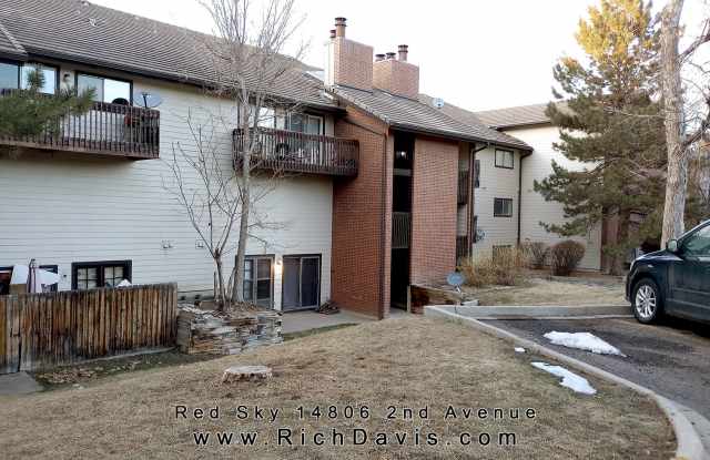 1 bed, 1 Bath, 800 sqft with washer/dryer hookups, patio and separate entrance off Sable and 2nd photos photos