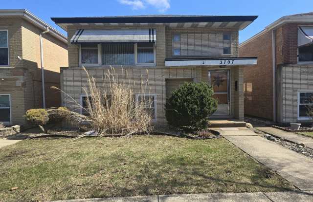 3707 Clarence Avenue unit: Garden photos photos