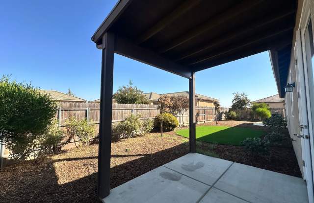 Charming home in Ashton Park private community, coming soon! Gallery 3
