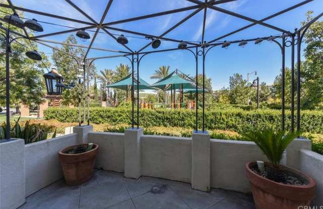 280 Borrego Gallery 3