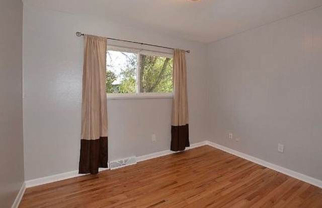 AVAILABLE AUGUST! Huge 4 bedroom/2 bath home with large fenced yard photos photos AVAILABLE AUGUST! Huge 4 bedroom/2 bath home with large fenced yard photos photos