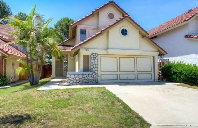 West San Marcos Three Bedroom Two 1/2 Bathroom for Rent photos photos