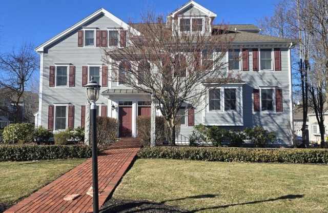 756 Washington St - 756 Washington Street, Canton, MA 02021