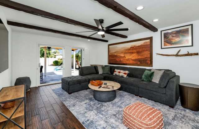 Rates Vary: $2,995 - $4,495 photos photos Rates Vary: $2,995 - $4,495 photos photos