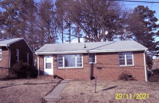 106 Hargrave Avenue - 106 Hargrave Avenue, Colonial Heights, VA 23834
