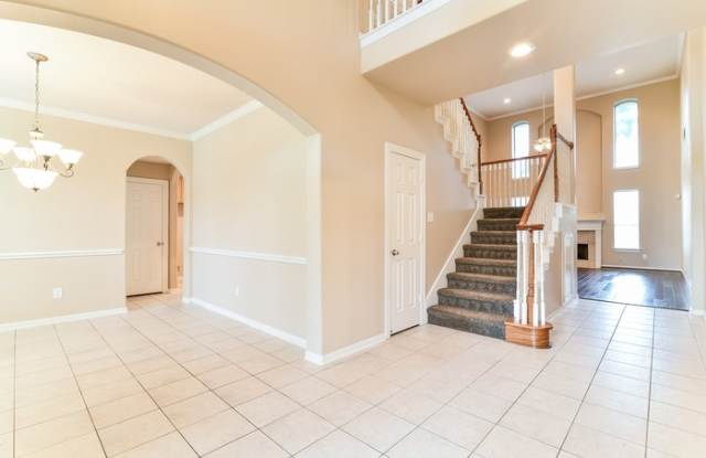12727 Robins Crest Drive Gallery 2