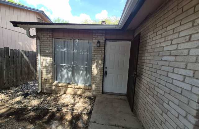 13136 Los Espanada, San Antonio, TX. 78233 Gallery 3