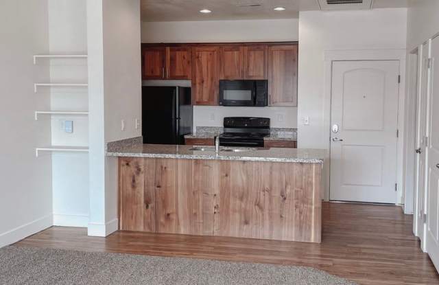 Keep A Little Cash This Holiday Season! Don't Pay Rent Till 2025! Call For Details photos photos