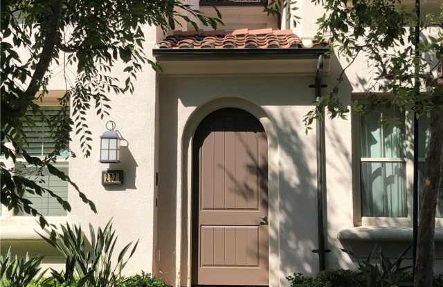 207 Overbrook - 207 Overbrook, Irvine, CA 92620