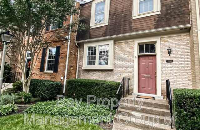 3208 Cantrell Ln - 3208 Cantrell Lane, Merrifield, VA 22031