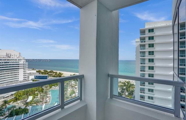 4401 Collins Ave Gallery 2