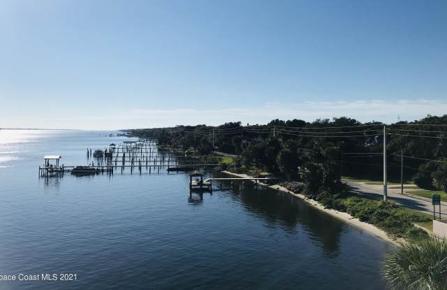 104 Riverside Drive photos photos