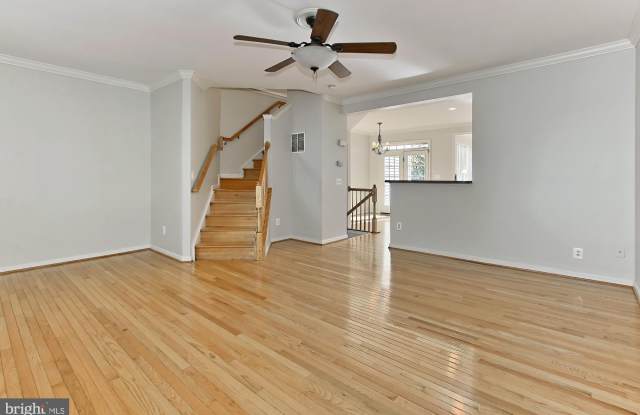 5054 GRIMM Drive Gallery 4