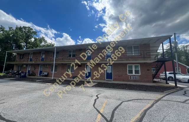 Beautiful 1 BR Apartment on East Market Street - 3522 East Market Street, York County, PA 17402