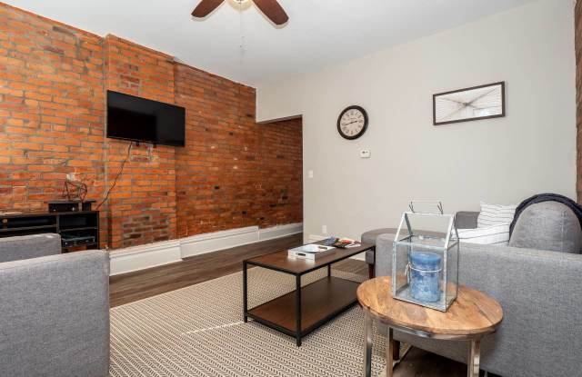 552 East Sycamore Street - 1 Gallery 2