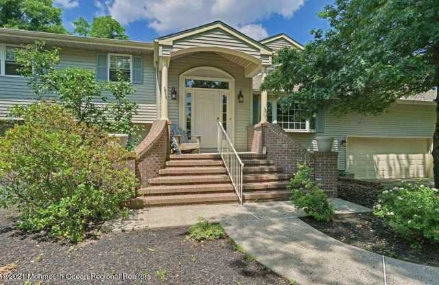 5 Arlene Drive Gallery 1