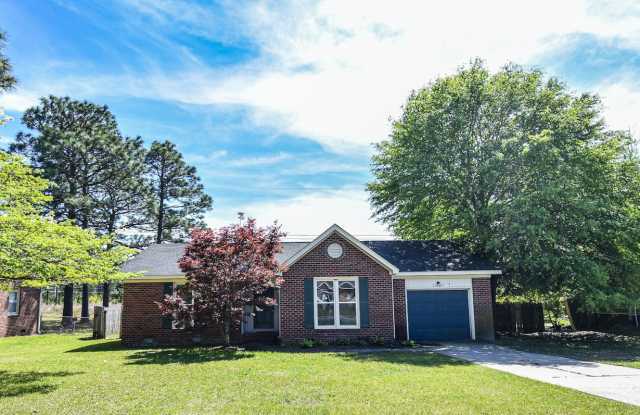 Coming Soon: 3 Bedroom, 2 Bathroom Home (NO PETS) photos photos