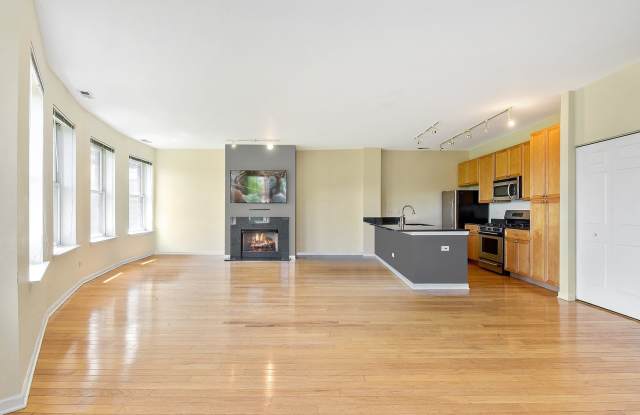 1500 South Halsted Street Gallery 2