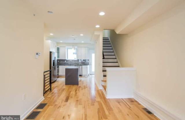 806 N BURNS Street photos photos