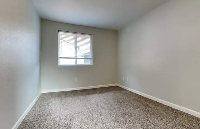 6109 Carmel Ln Se Gallery 3
