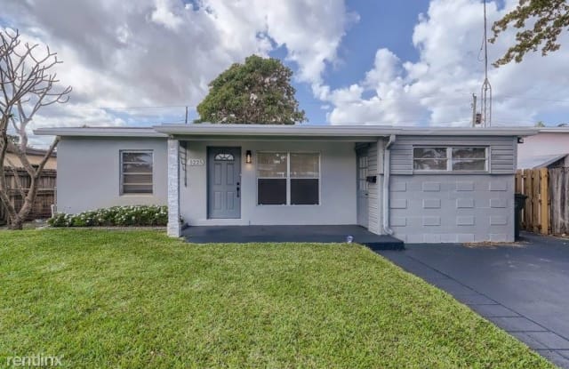 5225 NE 1st Ave. UNIT - 5225 Northeast 1st Avenue, Oakland Park, FL 33334