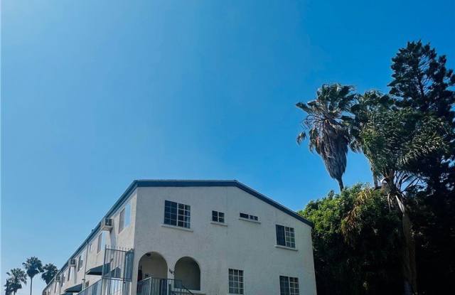 1143 Wilcox Place N photos photos