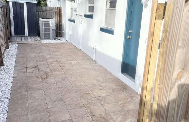 1835 Biscayne Drive Gallery 2
