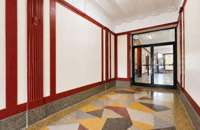 303 Avenue P Apt E5 Gallery 1