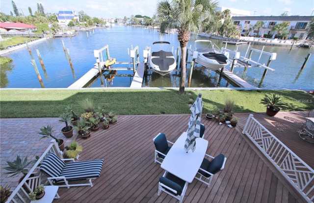 156 117TH AVENUE - 156 117th Avenue, Treasure Island, FL 33706