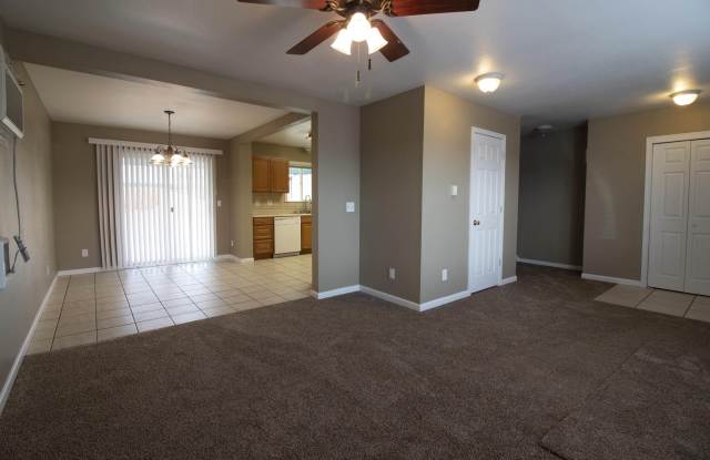 1419 Jadwin Avenue - 1419 Jadwin Avenue, Richland, WA 99354