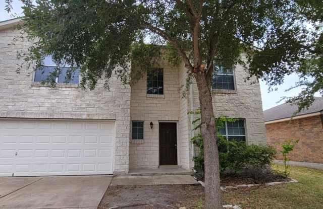 4 Bedroom home in Hunters Crossing Gallery 1