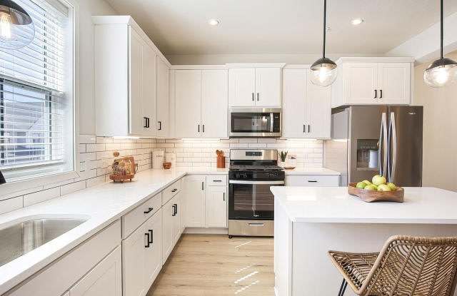 2445 120th Circle NE Unit A32 photos photos