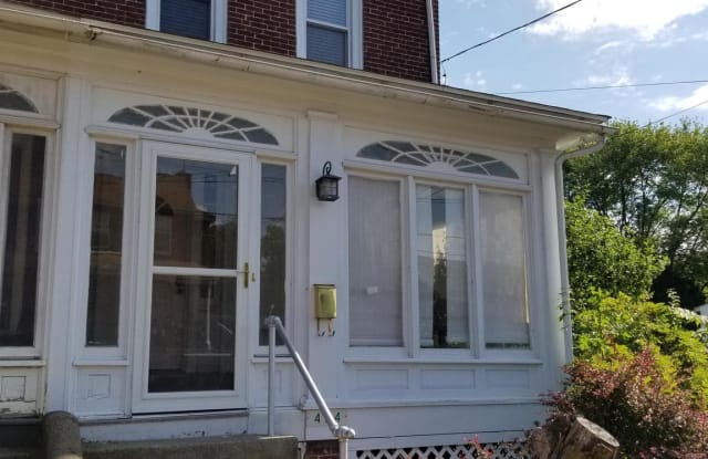 424 BRIDGE STREET - 424 Bridge Street, Spring City, PA 19475