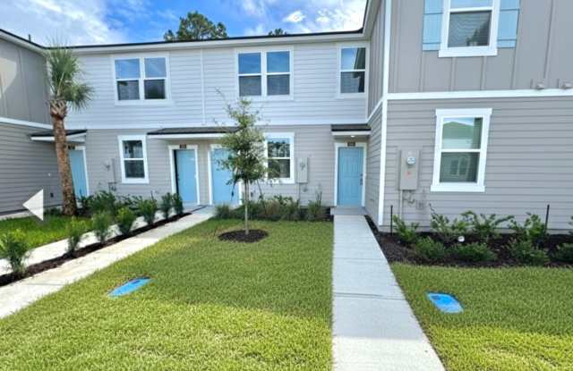 Modern 3-Bed, 2.5-Bath Pet-Friendly Townhome with Screened Lanai and Amenities! photos photos