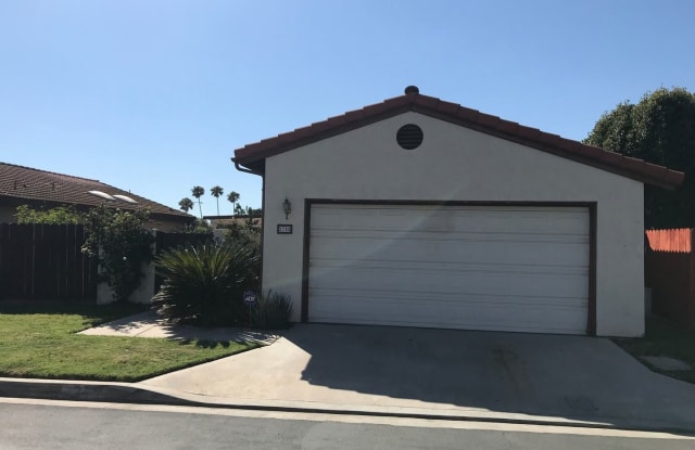 2758 Diaz Glen - 2758 Diaz Glen, Escondido, CA 92027
