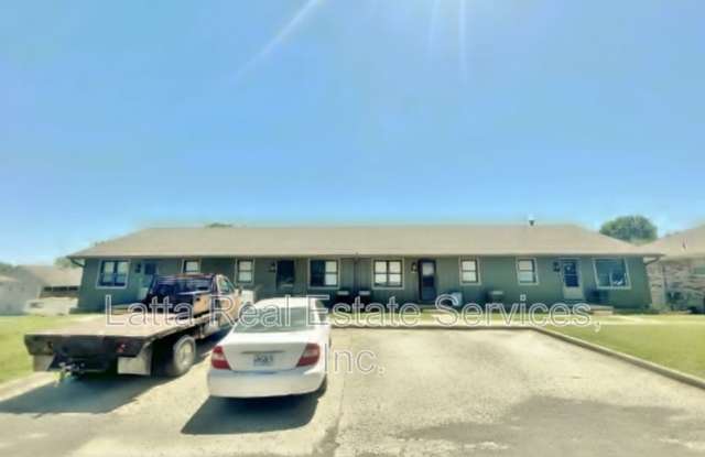 405 W 30th St #102B photos photos