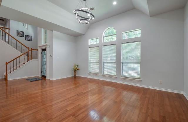 4302 Murwick Drive Gallery 4