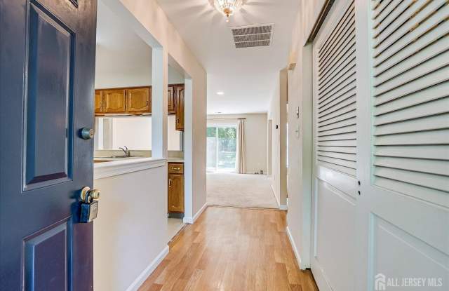 1801 Timber Oaks Road Gallery 4
