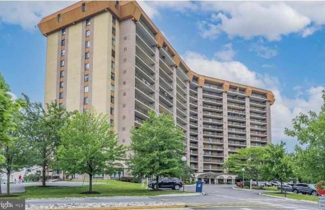 20926 VALLEY FORGE CIRCLE photos photos