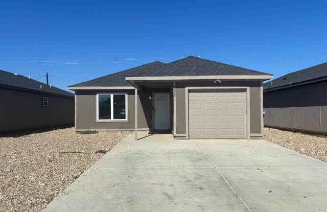 Brand New 3/2 1 car garage in Cherry Point! - 2927 East Cornell Street, Lubbock, TX 79403
