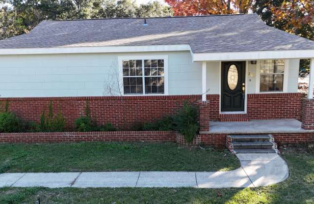 2302 Wilson Avenue Gallery 1