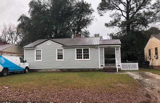 229 Meadowdale Dr - 229 Meadowdale Lane, Warner Robins, GA 31088