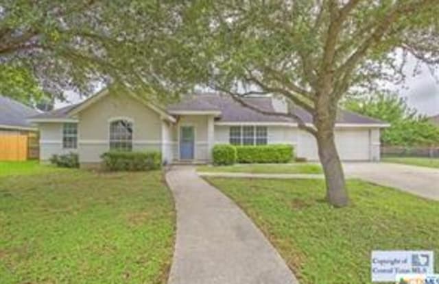 607 Gloria Avenue - 607 Gloria Avenue, New Braunfels, TX 78130