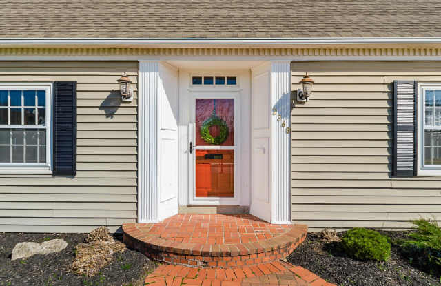 2368 Cambridge Boulevard Gallery 3