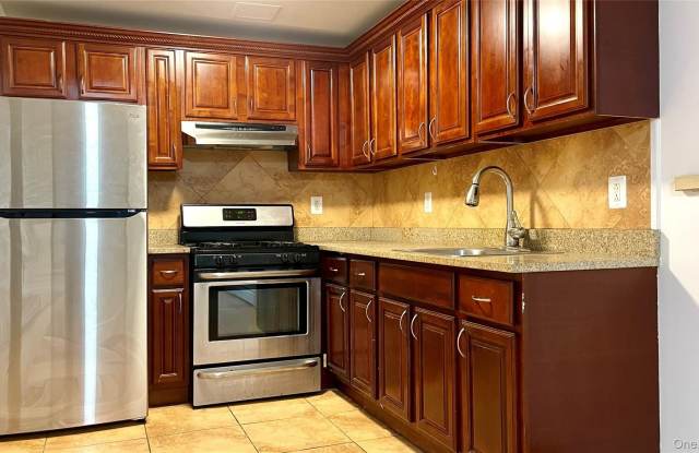 349 Pennsylvania Avenue unit: 3 photos photos