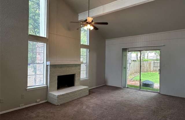 1928 Crooked Lane Gallery 2