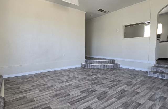630 South Grand - Front House photos photos