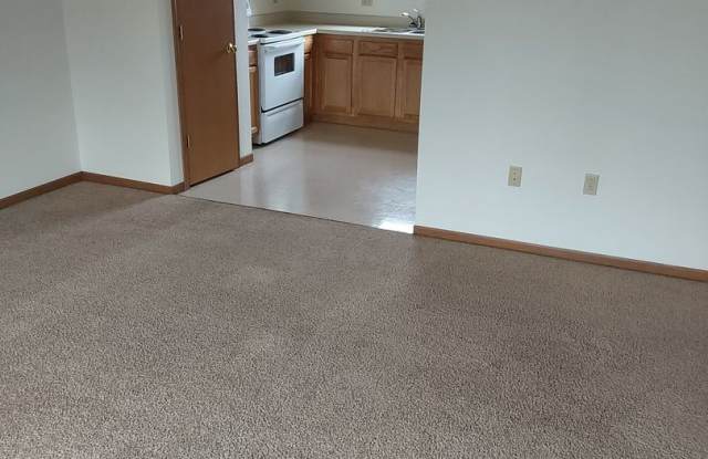 3BR Glenn View II Gallery 2
