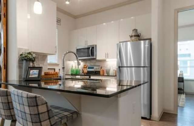 679 Creekside Way NB_677 Gallery 4